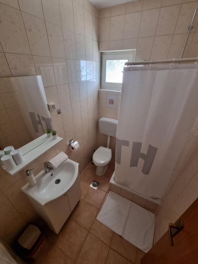 Apartments Lili Биоград на Мору Екстериор снимка
