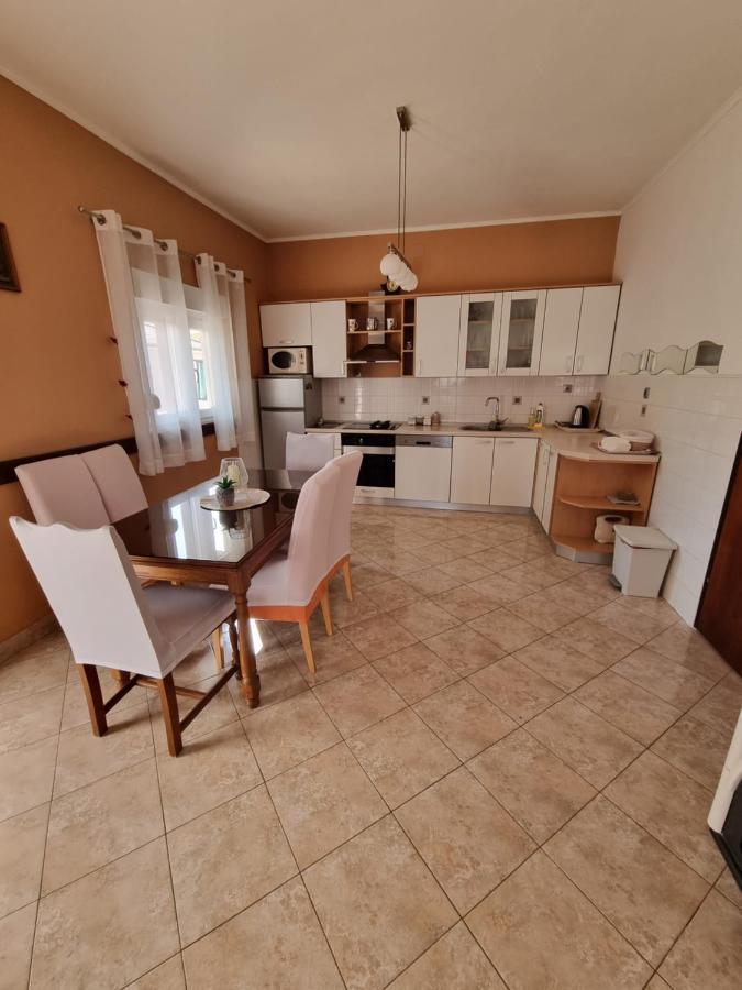 Apartments Lili Биоград на Мору Екстериор снимка